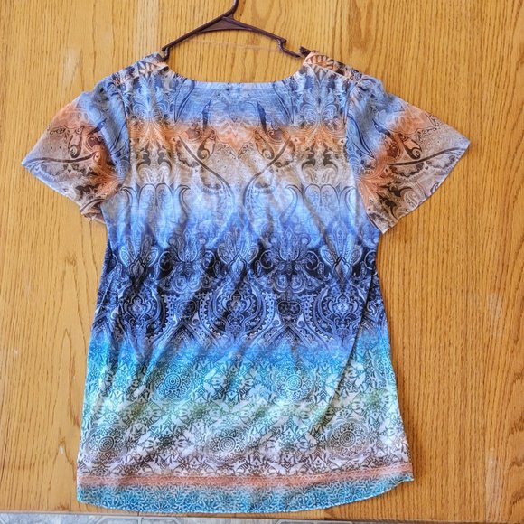 Time and Tru S/CH (4-6) beautifully patterned multicolored shirt - Picture 2 of 4